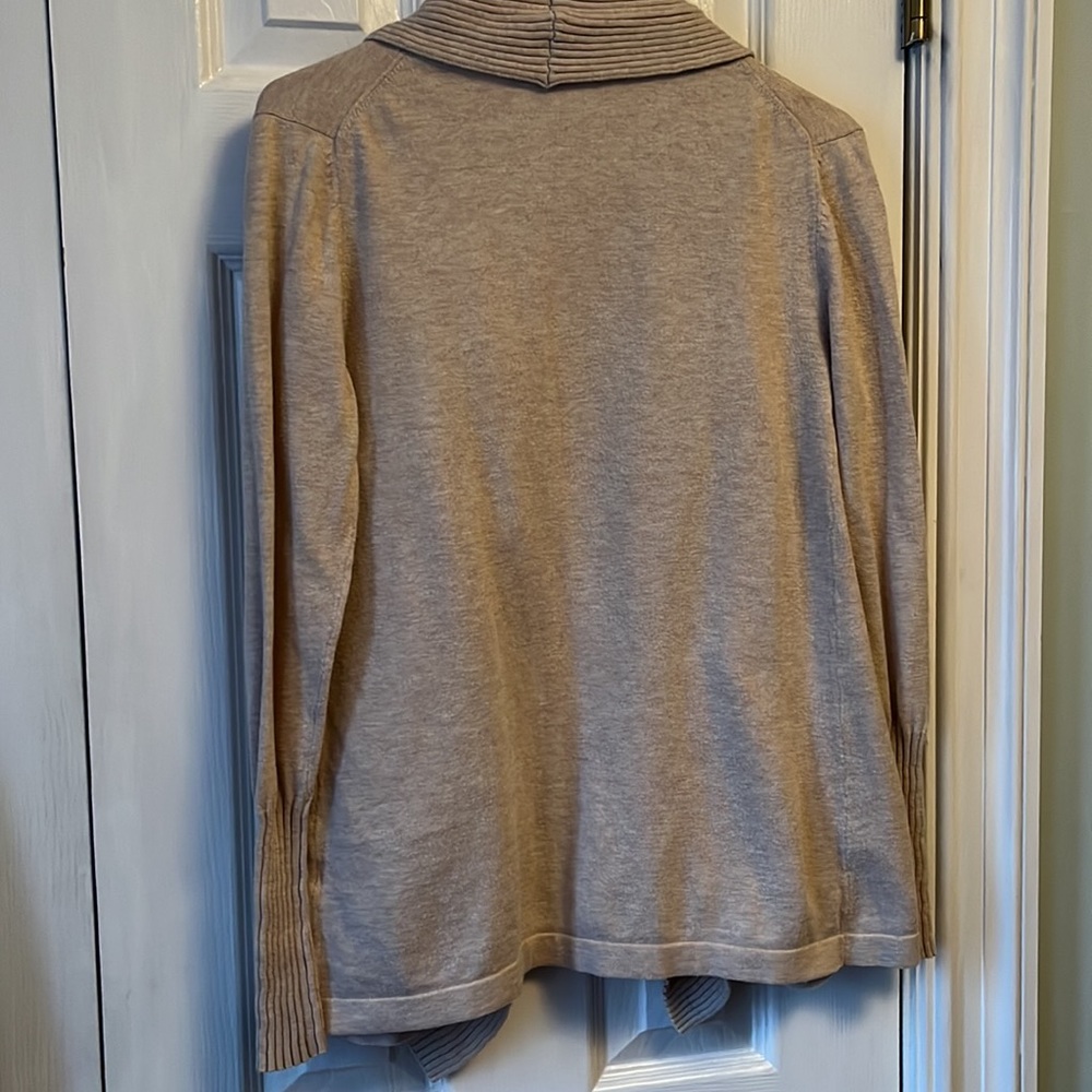 Gap cream colored waterfall cardigan size small - Picture 6 of 12